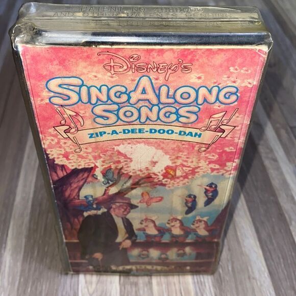 Disney Sing Along Songs Zip-A-Dee-Doo-Dah VHS Tape vintage nostalgia display 90s - Picture 3 of 8